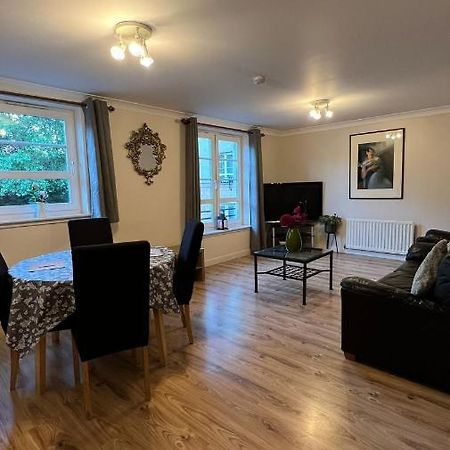Edinburgh City Centre - Powderhall Modern Spacious 2 Bedroom Apartment With Free Parking Bagian luar foto