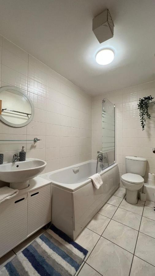 Edinburgh City Centre - Powderhall Modern Spacious 2 Bedroom Apartment With Free Parking Bagian luar foto